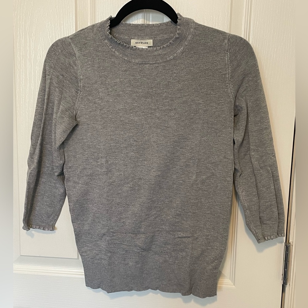 Max Studio Gray Crew Neck Sweater